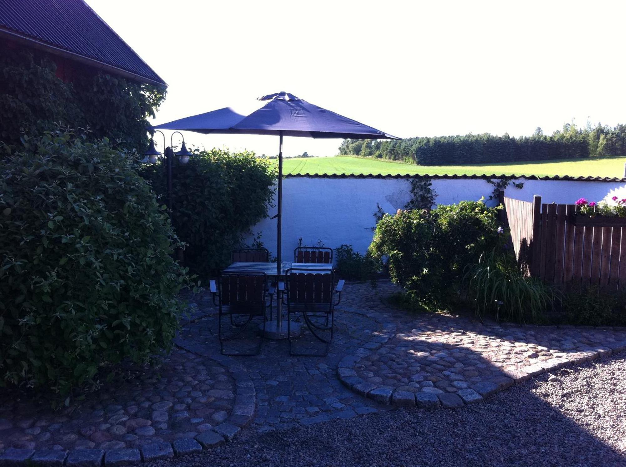Mattisgarden Bed & Breakfast Ostra Ljungby Exterior photo