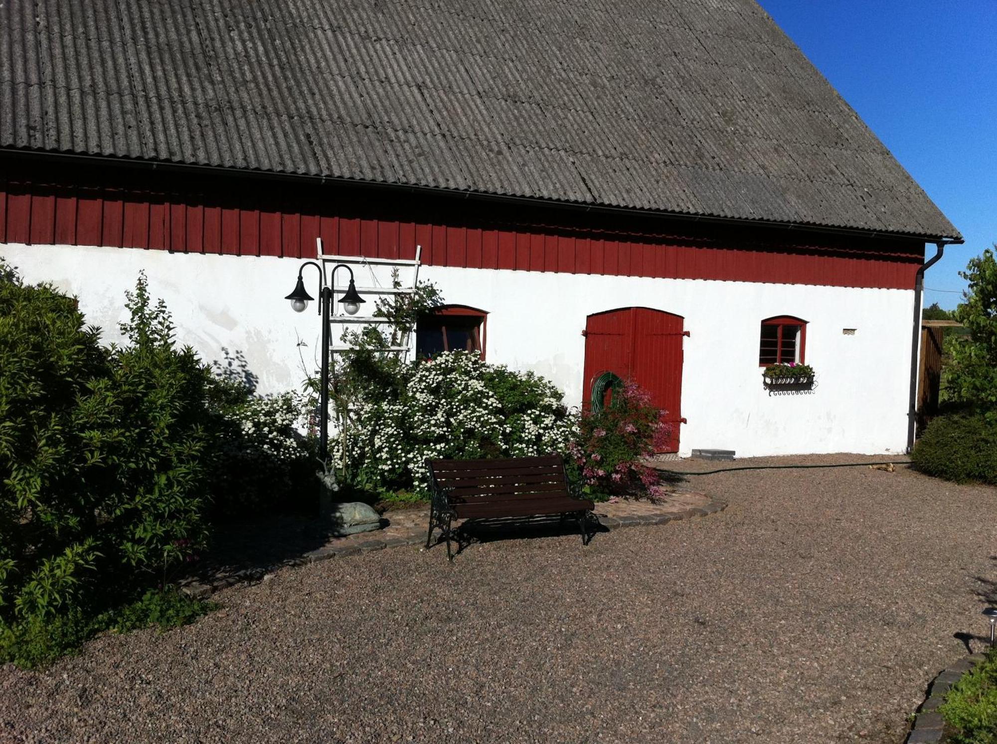 Mattisgarden Bed & Breakfast Ostra Ljungby Exterior photo