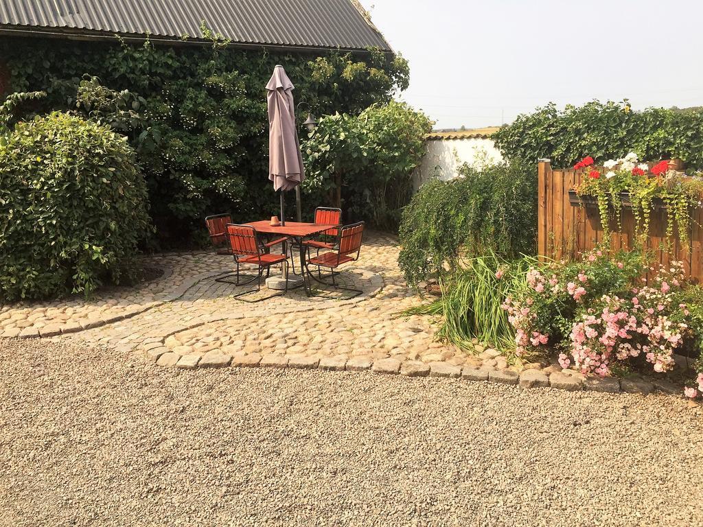 Mattisgarden Bed & Breakfast Ostra Ljungby Exterior photo